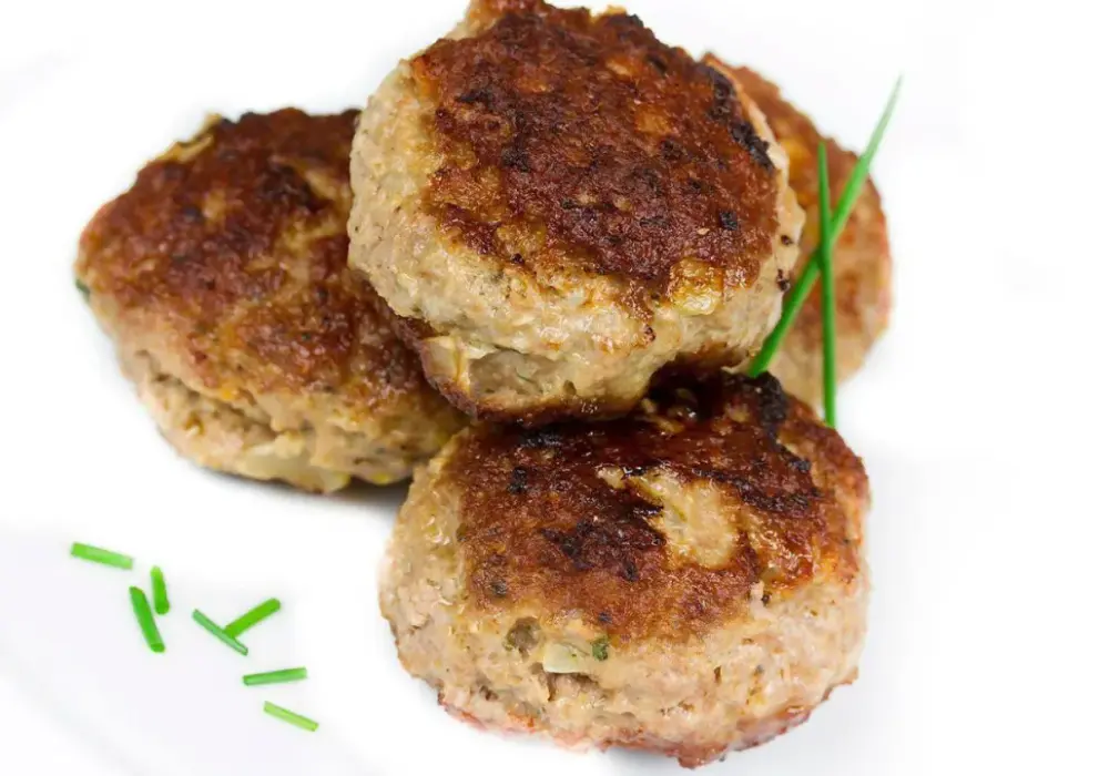Kotlet mielony - Ile ma kalorii? Prawda o kaloryczności