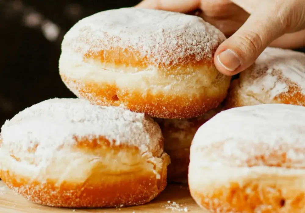 Fit pączki - Czy warto? Jak zrobić lżejsze, puszyste pączki?