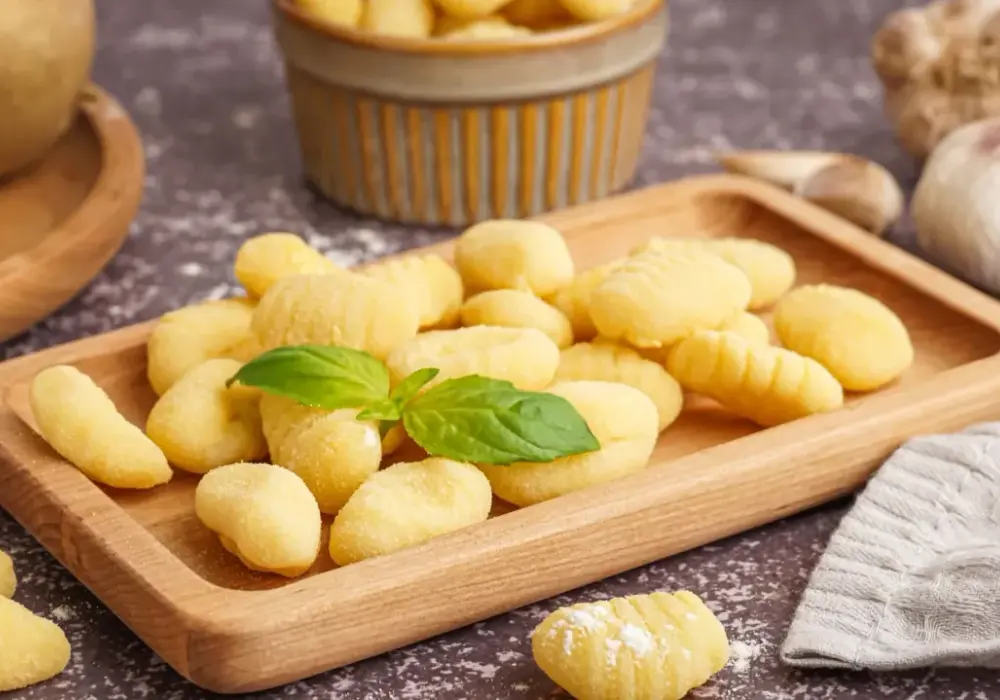 Przepis na Gnocchi z Sosem - Delikatne Kluseczki Krok po Kroku