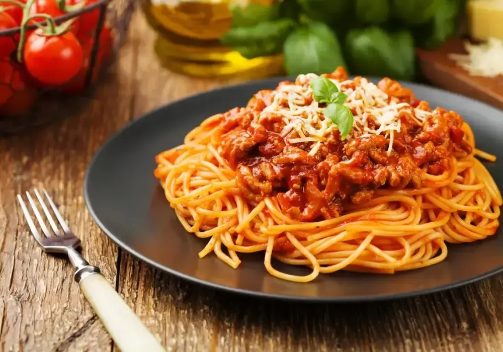 Jak długo smażyć mięso mielone do spaghetti, aby uniknąć twardości?