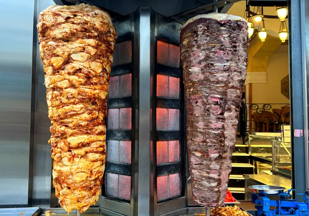 Ile mięsa w kebabie? Odkryj, co naprawdę jesz i jakie są zagrożenia