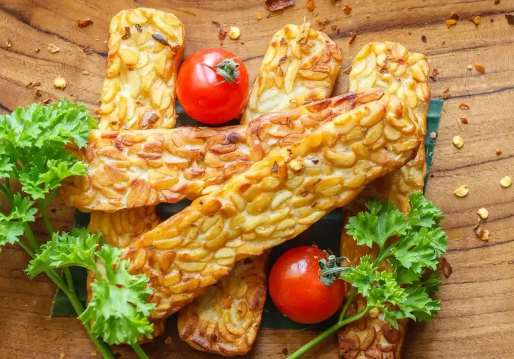 Tempeh - co to, jak smakuje i jak przygotować?