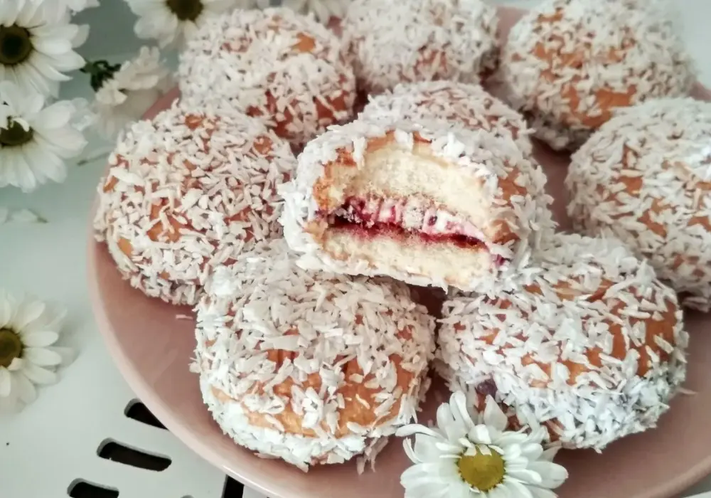 Co można zrobić z ciastek biszkoptów? Pyszne przepisy na desery