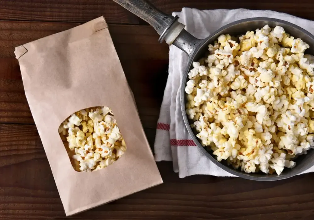Domowy popcorn - idealny w garnku? Sprawdź, jak go zrobić!