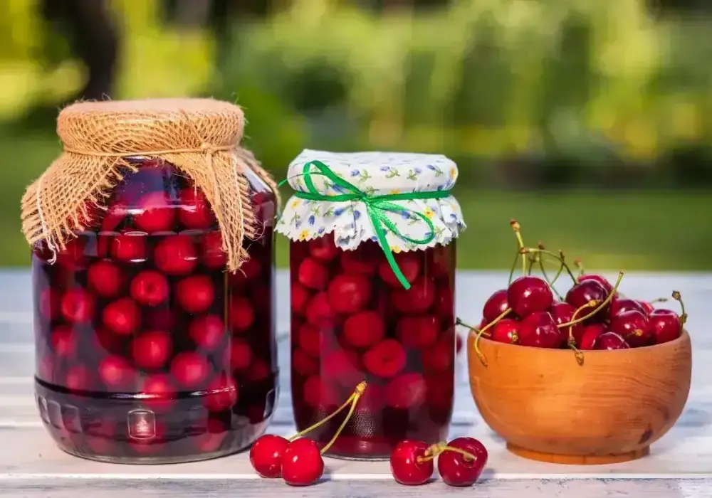 Domowy kompot z czereśni - Prosty przepis na idealny smak