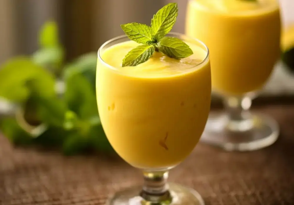 Mango Lassi - prosty przepis na indyjski raj w szklance