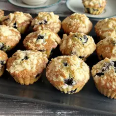 Dlaczego muffinki opadają? Oto najczęstsze przyczyny i porady