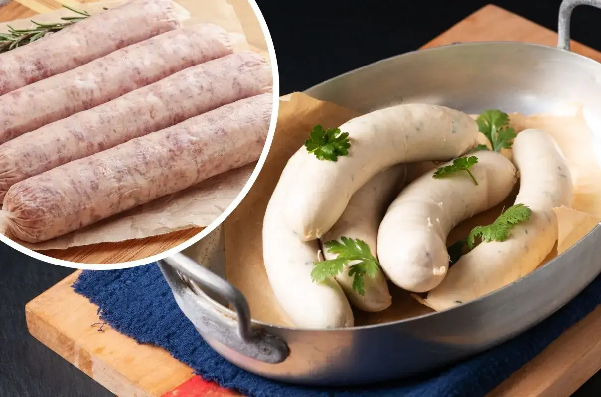 Biała kiełbasa, jak u dziadka, gotowa do pieczenia. Aromatyczna, z ziołami, czeka na swój przepis.