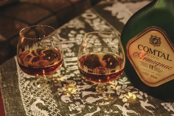 Brandy, Koniak, Armagnac - Jak Wybrać i Używać?