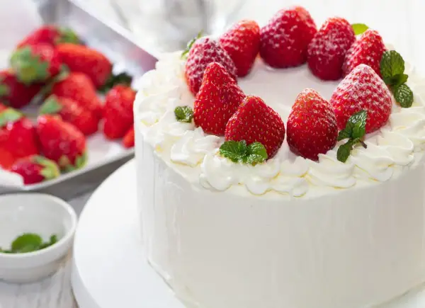 Krem mascarpone do tortu - stabilny i gładki tynk!
