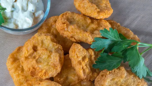 Nuggetsy z kurczaka jak z McDonald's – przepis na idealne!