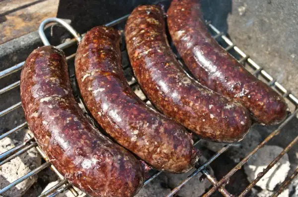 Kaszanka na grillu - Jak zrobić, by była pyszna i cała?