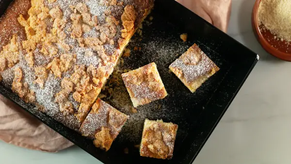 Ciasto drożdżowe jak u babci - przepis na idealny wypiek!