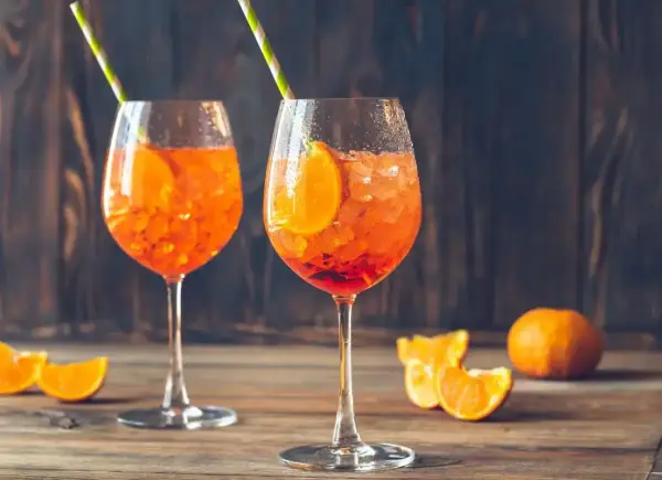 Aperol Spritz - Proporcje 3-2-1 i idealny przepis