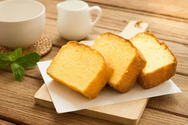 Ciasto z 4 składników - Puszyste i szybkie? Tak to możliwe!