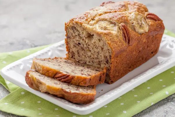 Chlebek bananowy - przepis na idealnie wilgotny wypiek