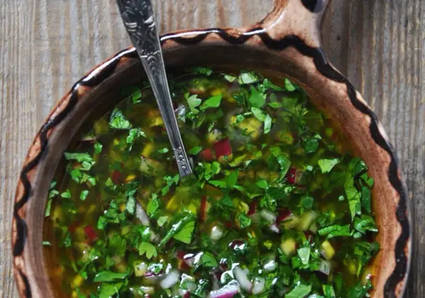 Chimichurri - przepis na idealny sos do mięs i grilla