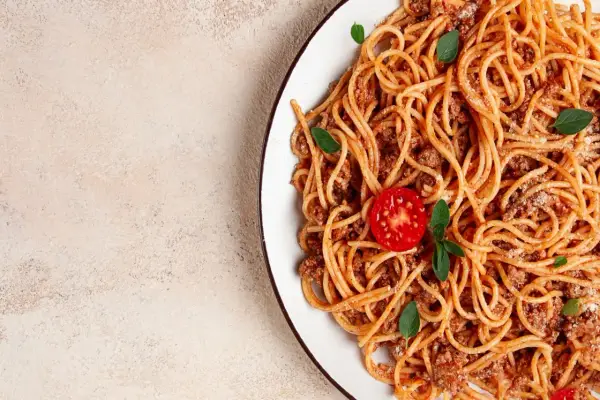 Jakie mięso do spaghetti? Sekret idealnego sosu bolońskiego