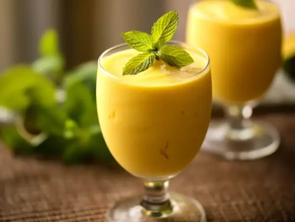 Mango Lassi - prosty przepis na indyjski raj w szklance