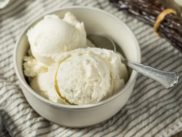 Domowe lody - idealnie kremowe? Odkryj sekrety!
