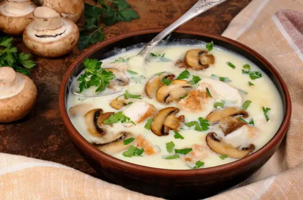 Zupa pieczarkowa - przepis babci? Zrób ją idealnie!