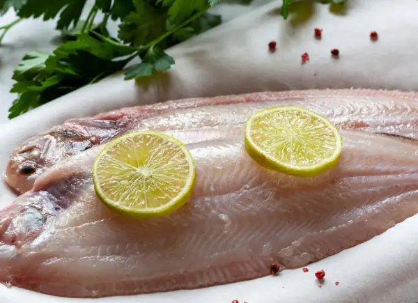 Sola - jak przyrządzić idealną rybę? Poradnik krok po kroku